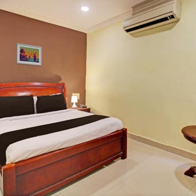 Hotel Ruma Near Nampally Railway Station (Plot 5-8-322/15,  Umabagh,  Nampally 500001 Hyderabad)