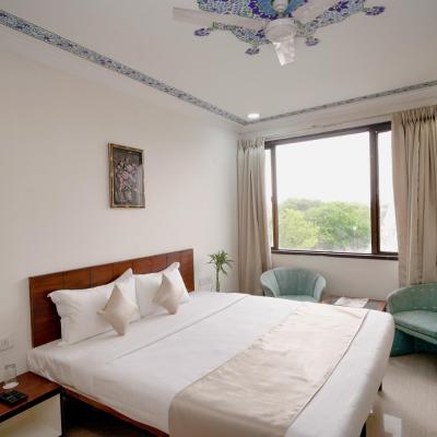 Hotel Orbit by Horizon (Shastri Circle, Opp Shastri Sweets 313001 Udaipur)