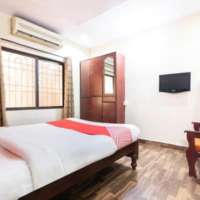 Hotel O Rajmahal Boarding & Lodging (New Bel Road, Near Chikkamaranahalli Bus Stop, Devasandra Circle, Opposite To Maha BazarNear Maha Bazar, New Bel Road 560094 Bangalore)