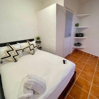 Suites del Mar by Ha (Calle Campo Deportivo Maza 89 lote 29, a lado del campo deportivo 77400 Isla Mujeres)