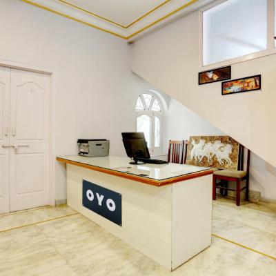 Hotel O Flagship The Castle Heritage Villa (gali no 6 kharol colony Adinath colony, Udaipur 313001 Udaipur)