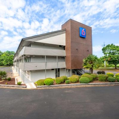 Motel 6-Charlotte, NC - Coliseum (131 Red Roof Drive NC 20217 Charlotte)