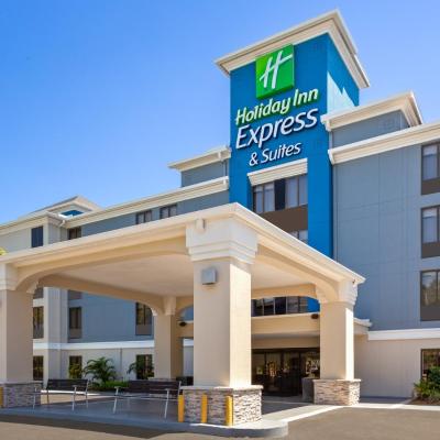 Holiday Inn Express Hotel & Suites Tampa-Rocky Point Island, an IHG Hotel (3025 North Rocky Point Drive FL 33607 Tampa)