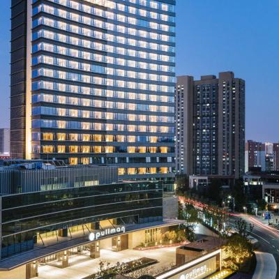 Pullman Shanghai Qingpu Excellence (No 1 340 Lane Zhuying Road Qingpu Town Qingpu District 201700 Shanghai)