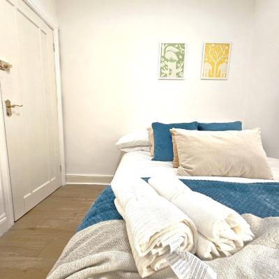 Photo Luxurious Guesthouse Accommodation for Professionals and Students near Cardiff City Centre