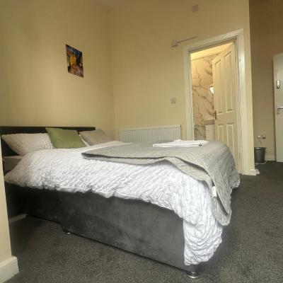 Best living Apartment (227 Church Hill Road B20 3PH Birmingham)