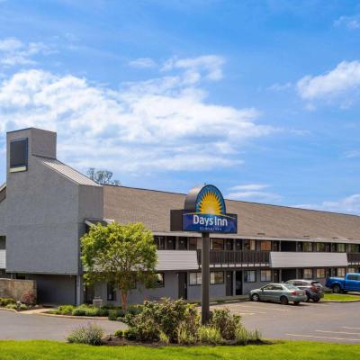 Days Inn by Wyndham Columbus Worthington (7474 n high st OH 43235 Columbus)