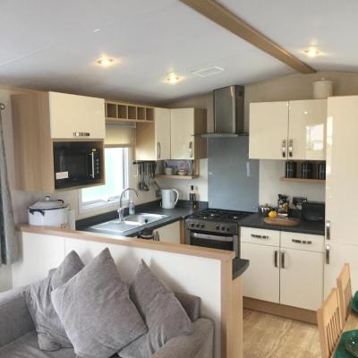 Jasmine 14 - A Peaceful & Spacious Caravan (Oakdene forest park BH24 2RZ Bournemouth)