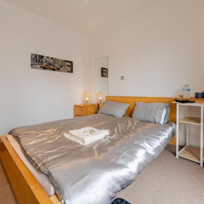 Private Room in cardiff City Center (Unit 5, The Old Brewery Quarter, Saint Mary street CF10 1FP Cardiff)