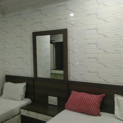 Hotel Taiba International (15, Mirza Ghalib Street 700016 Kolkata)