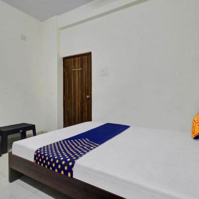 OYO Hotel Vijaya Laxmi residency (Road Number 2, Park View Enclave, Hyderabad 500045 Hyderabad)