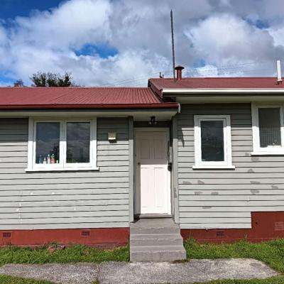 3 Bedrooms plus Lounge and Kitchen and Bathroom and Laundry (3 Frank Street Koutu 3010 Rotorua)