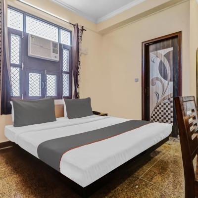 OYO Flagship 84744 Sk Guest House (Qutub Vihar,  Qutub Vihar,  Phase 1,  C Block,  Near Dwarka Sector 19Near Satya Public School,  Qutub Vihar, Phase-1, Near Sec-19, Dwarka 110071 New Delhi)