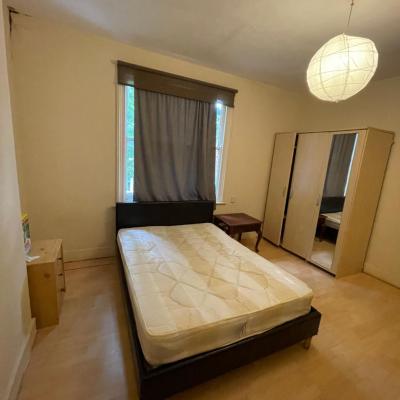 Spacious Double Room in Walthamstow (44 Carisbrooke Road E17 7EF Londres)