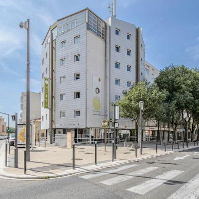 B&B HOTEL Nîmes Centre Arènes (83, rue de la République 30900 Nîmes)