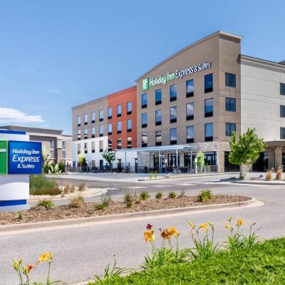 Photo Holiday Inn Express & Suites - Colorado Springs AFA Northgate, an IHG Hotel