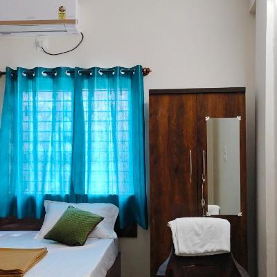 Megha Lodging (Sri balaji iron and steel, shivaganga layout, venugopal nagaragar, 560073 Bangalore)