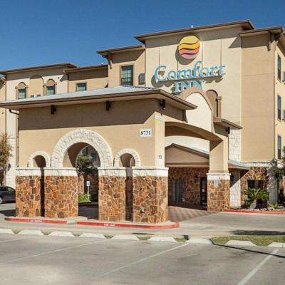 Comfort Inn Near Seaworld - Lackland AFB (8731 Hwy 151 78245 San Antonio)