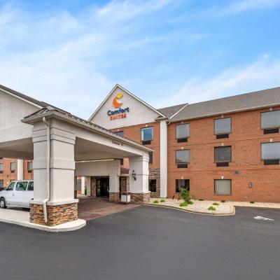 Comfort Suites Louisville Airport (6535 Paramount Park Drive KY 40213 Louisville)