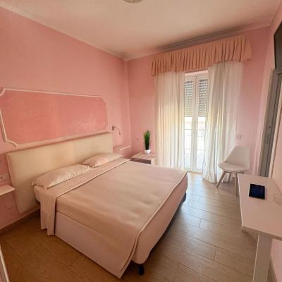 Hotel Linda (Via Degli Aranci 125 80067 Sorrente)