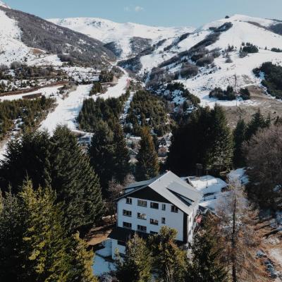 HOTEL DINKO (810 Del Alto 8100 San Carlos de Bariloche)