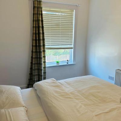 Charming Double Bed Room in New Moston (49 Eastwood Road M40 3TE Manchester)