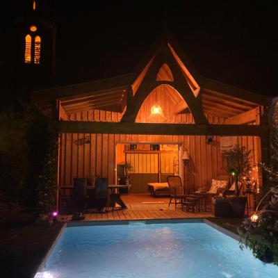 Chalet Atypique avec Piscine chauffée (1 Rue Pierre Daney 33470 Gujan-Mestras)