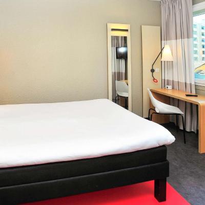 ibis Lyon Centre (51 rue de l'Université 69007 Lyon)