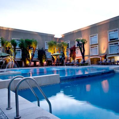 Plaza Camelinas Hotel (Avenida 5 de Febrero Numero 28 Col La Capilla 76170 Querétaro)