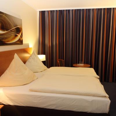 Hotel Boulevard - Superior (Hansaring 14 50670 Cologne)