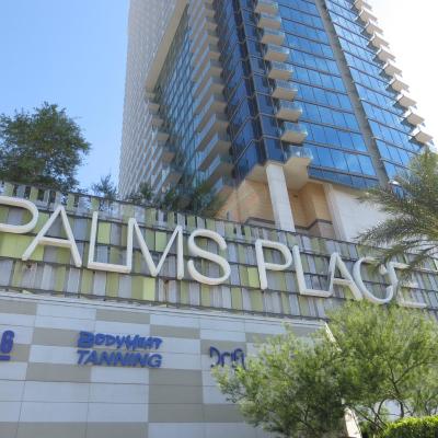 Palms Place Suite with Strip View (4381 West Flamingo Road 24308 NV 89103 Las Vegas)