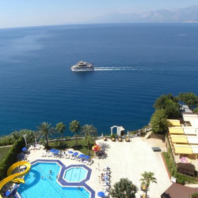 Adonis Hotel (Eski Lara Yolu Uzeri Muratpasa 07100 Antalya)