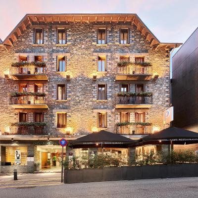 Hotel de l'Isard (Avenida Meritxell, 36 AD 500 Andorre-la-Vieille)