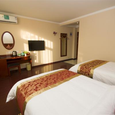 GreenTree Inn Tianjin Jinnan District Xianshui Guyuetan Express Hotel (No.4, Weimin Road, Jinnan District 300350 Tianjin)