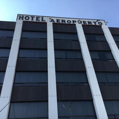 Hotel Aeropuerto (Boulevard Puerto Aéreo no. 380 15530 Mexico)