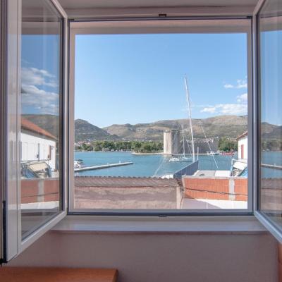 Hostel Marina Trogir (Put Cumbrijana 16 21220 Trogir)