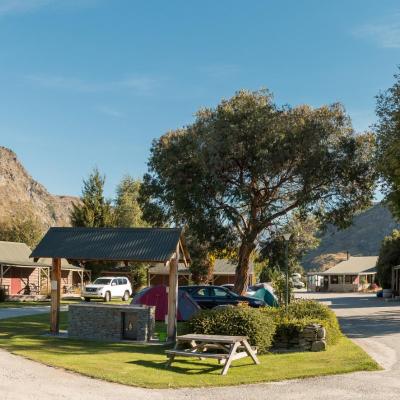 Queenstown Top 10 Holiday Park (70 Arthurs Point Road 9348 Queenstown)