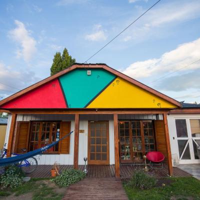 Bla Guest House (Espora 257 9405 El Calafate)