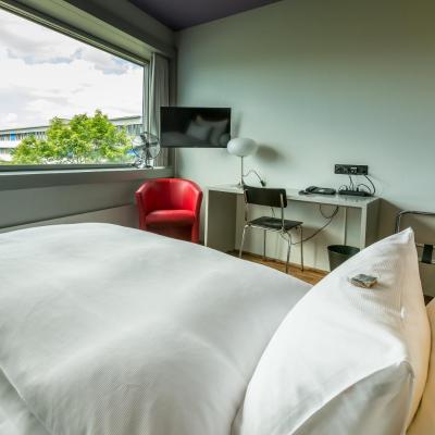 Dasbreitehotel am Rhein (Zürcherstrasse 149 4052 Bâle)