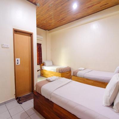 Y&Z Hotel (No. 1138 Taman Sri Intan 73000 Malacca)