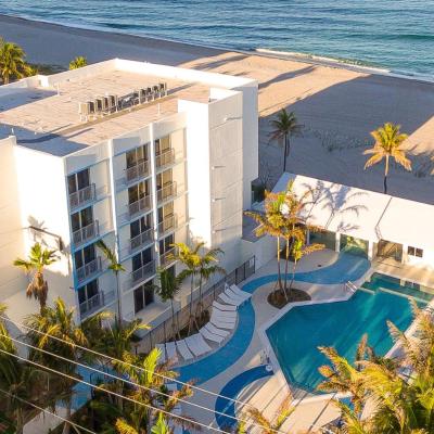 Plunge Beach Resort (4660 El Mar Dr. FL 33308 Fort Lauderdale)