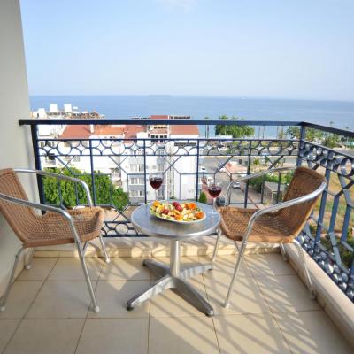 Hotel Royal Hill (Arapsuyu Mah. 575Sk No:6 07070 Antalya)